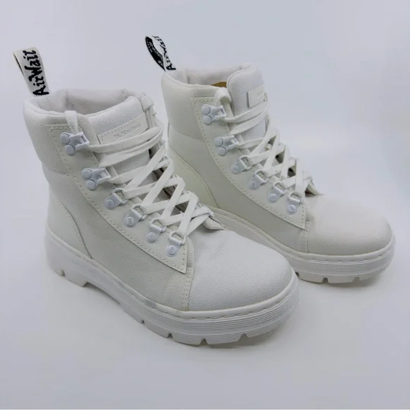 DR MARTENS COMBS WOMEN'S POLY CASUAL BOOTS SZ 6 - Picture 1 of 11